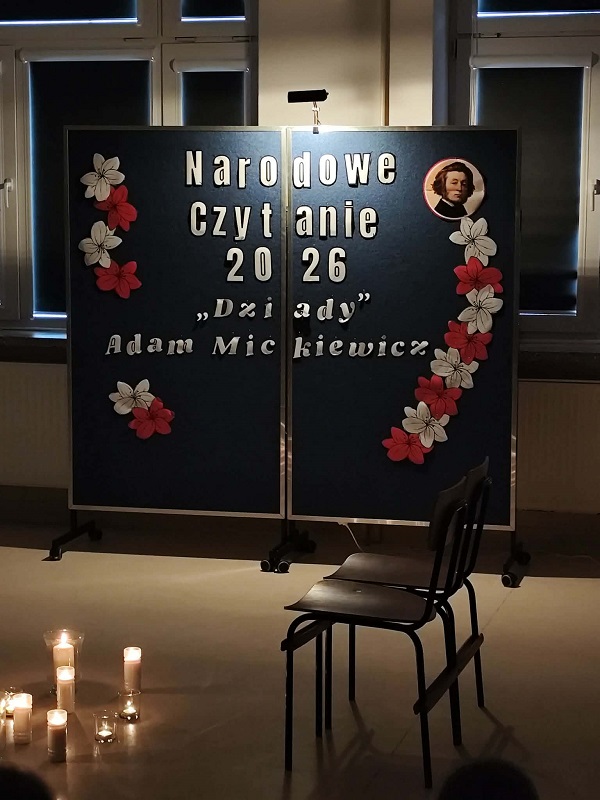 Narodowe Czytanie 2026 „Dziady” Adama Mickiewicza w&nbsp;wykonaniu uczniów naszej szkoły